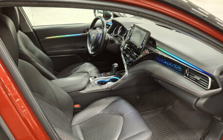 Toyota Camry, 2021 год, 3 350 000 рублей, 13 фотография