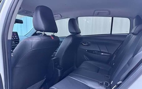 Toyota Yaris XP150 рестайлинг, 2023 год, 1 440 000 рублей, 3 фотография
