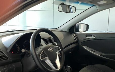 Hyundai Solaris II рестайлинг, 2015 год, 867 000 рублей, 9 фотография