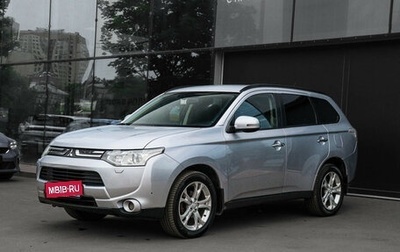 Mitsubishi Outlander III рестайлинг 3, 2012 год, 1 000 000 рублей, 1 фотография