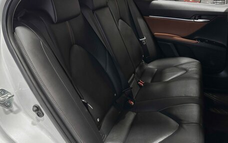 Toyota Camry, 2019 год, 2 907 000 рублей, 15 фотография