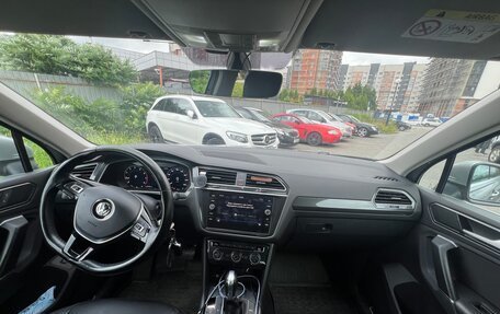 Volkswagen Tiguan II, 2018 год, 2 899 999 рублей, 8 фотография