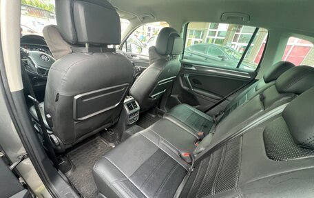 Volkswagen Tiguan II, 2018 год, 2 899 999 рублей, 10 фотография