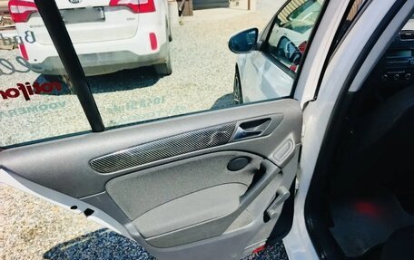 Volkswagen Golf VI, 2011 год, 850 000 рублей, 17 фотография