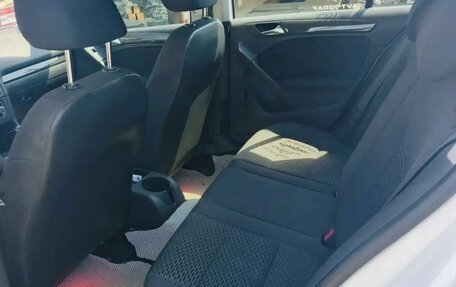 Volkswagen Golf VI, 2011 год, 850 000 рублей, 16 фотография