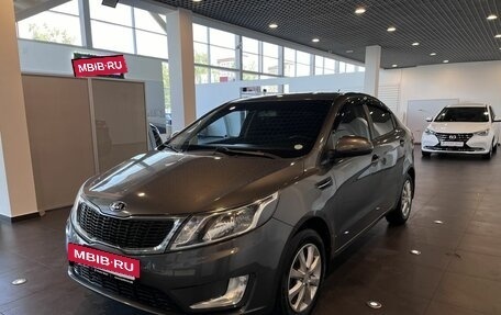 KIA Rio III рестайлинг, 2013 год, 831 000 рублей, 7 фотография
