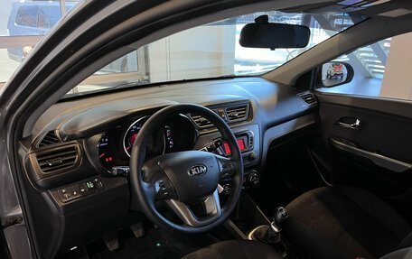 KIA Rio III рестайлинг, 2013 год, 831 000 рублей, 22 фотография