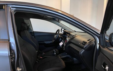 KIA Rio III рестайлинг, 2013 год, 831 000 рублей, 28 фотография
