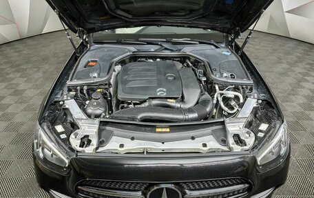 Mercedes-Benz E-Класс, 2020 год, 4 050 000 рублей, 9 фотография