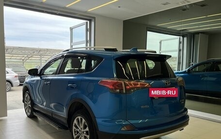 Toyota RAV4, 2016 год, 2 720 000 рублей, 6 фотография