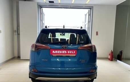 Toyota RAV4, 2016 год, 2 720 000 рублей, 5 фотография