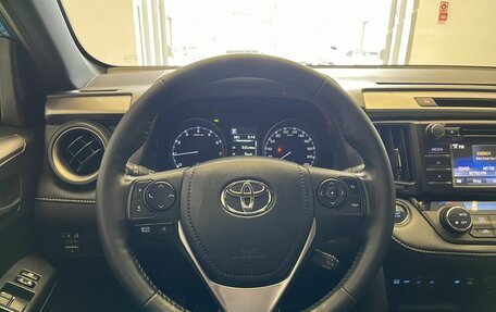 Toyota RAV4, 2016 год, 2 720 000 рублей, 13 фотография