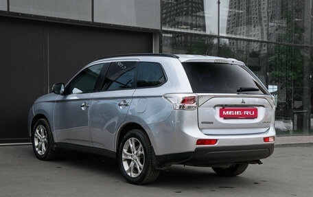 Mitsubishi Outlander III рестайлинг 3, 2012 год, 1 000 000 рублей, 7 фотография