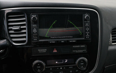 Mitsubishi Outlander III рестайлинг 3, 2012 год, 1 000 000 рублей, 14 фотография