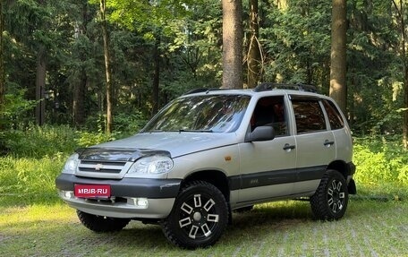 Chevrolet Niva I рестайлинг, 2006 год, 375 000 рублей, 1 фотография