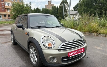 MINI Hatch, 2010 год, 850 000 рублей, 2 фотография