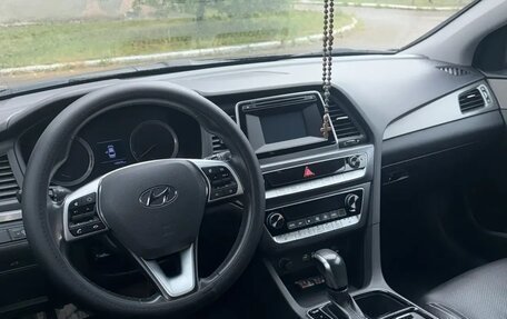 Hyundai Sonata VII, 2018 год, 1 800 000 рублей, 6 фотография