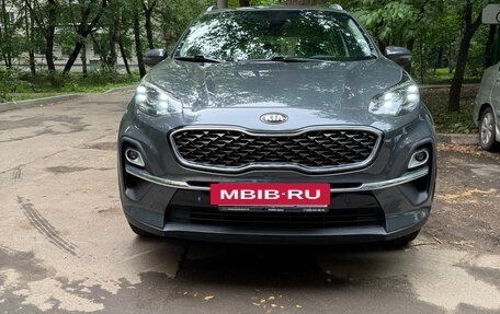 KIA Sportage IV рестайлинг, 2020 год, 3 000 000 рублей, 6 фотография