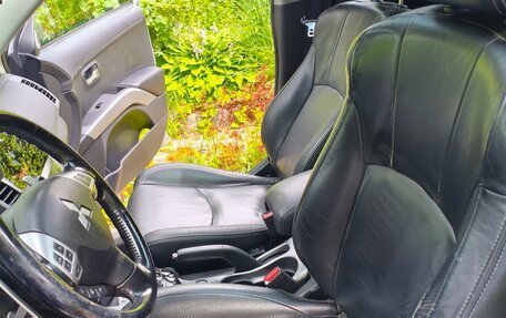Mitsubishi Outlander III рестайлинг 3, 2008 год, 970 000 рублей, 10 фотография