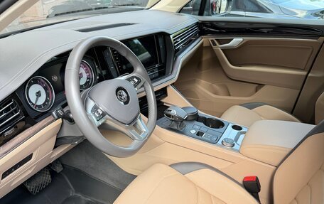 Volkswagen Touareg III, 2020 год, 5 600 000 рублей, 4 фотография