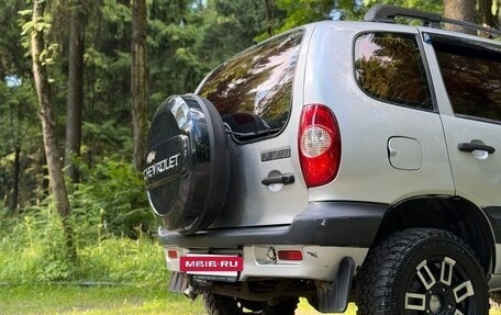 Chevrolet Niva I рестайлинг, 2006 год, 375 000 рублей, 6 фотография