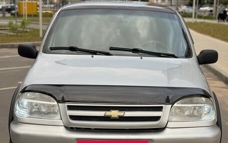 Chevrolet Niva I рестайлинг, 2005 год, 285 000 рублей, 2 фотография