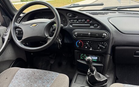 Chevrolet Niva I рестайлинг, 2005 год, 285 000 рублей, 11 фотография