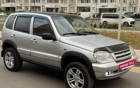 Chevrolet Niva I рестайлинг, 2005 год, 285 000 рублей, 6 фотография