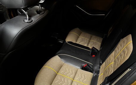 Mercedes-Benz GLA, 2017 год, 1 830 000 рублей, 13 фотография