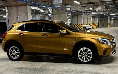 Mercedes-Benz GLA, 2017 год, 1 830 000 рублей, 14 фотография