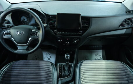 Hyundai Solaris II рестайлинг, 2021 год, 1 849 000 рублей, 14 фотография