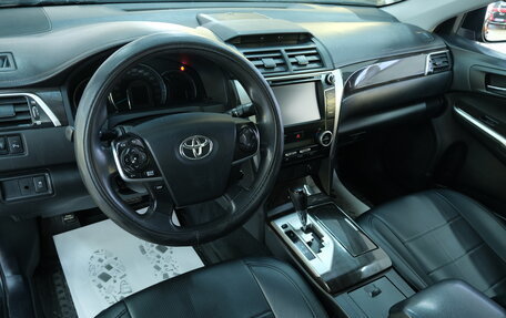 Toyota Camry, 2014 год, 1 549 000 рублей, 11 фотография