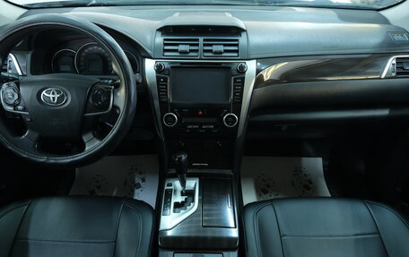 Toyota Camry, 2014 год, 1 549 000 рублей, 14 фотография