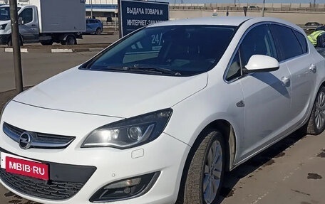 Opel Astra J, 2014 год, 615 000 рублей, 1 фотография