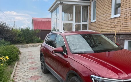Volkswagen Tiguan II, 2019 год, 2 990 000 рублей, 5 фотография