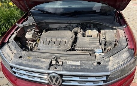 Volkswagen Tiguan II, 2019 год, 2 990 000 рублей, 15 фотография