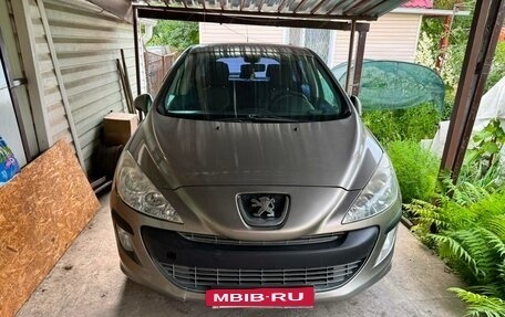 Peugeot 308 II, 2011 год, 400 000 рублей, 2 фотография