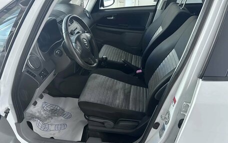 Suzuki SX4 II рестайлинг, 2011 год, 748 000 рублей, 13 фотография