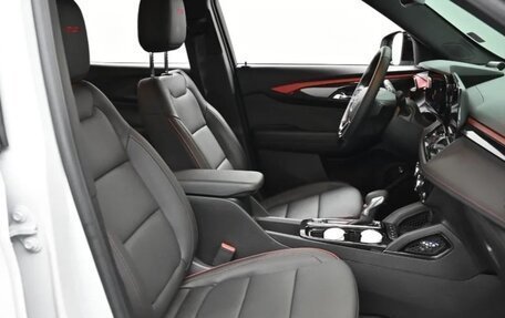 Chevrolet TrailBlazer, 2024 год, 2 280 000 рублей, 6 фотография