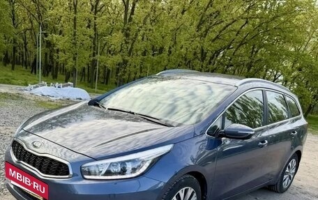 KIA cee'd III, 2016 год, 1 370 000 рублей, 2 фотография