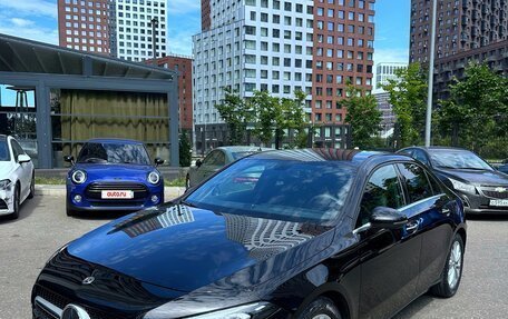 Mercedes-Benz A-Класс, 2020 год, 3 500 000 рублей, 3 фотография