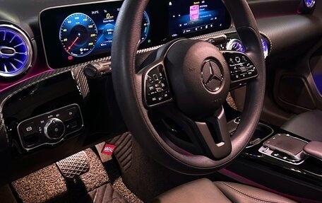 Mercedes-Benz A-Класс, 2020 год, 3 500 000 рублей, 7 фотография