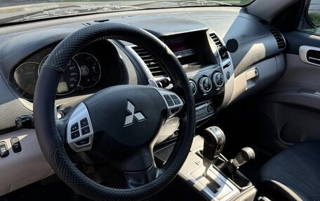Mitsubishi Pajero Sport II рестайлинг, 2013 год, 1 428 000 рублей, 6 фотография