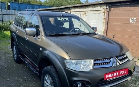 Mitsubishi Pajero Sport II рестайлинг, 2013 год, 1 428 000 рублей, 2 фотография