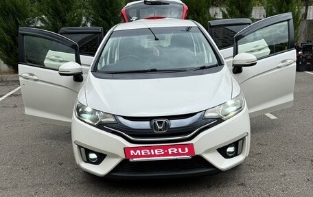 Honda Fit III, 2014 год, 1 200 000 рублей, 17 фотография