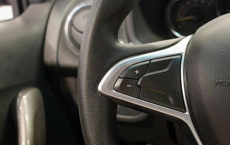 Renault Sandero II рестайлинг, 2019 год, 1 245 000 рублей, 24 фотография
