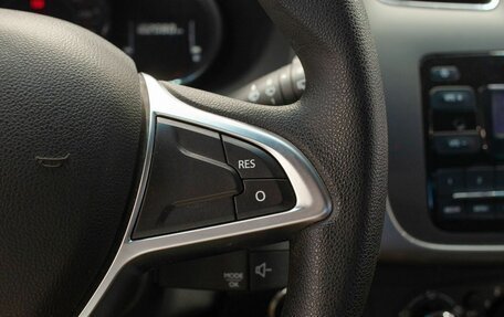 Renault Sandero II рестайлинг, 2019 год, 1 245 000 рублей, 25 фотография