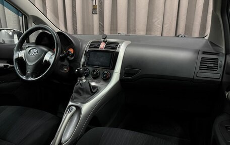 Toyota Auris II, 2008 год, 674 888 рублей, 14 фотография