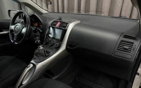 Toyota Auris II, 2008 год, 674 888 рублей, 15 фотография