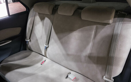 Toyota Yaris III рестайлинг, 2007 год, 599 000 рублей, 28 фотография